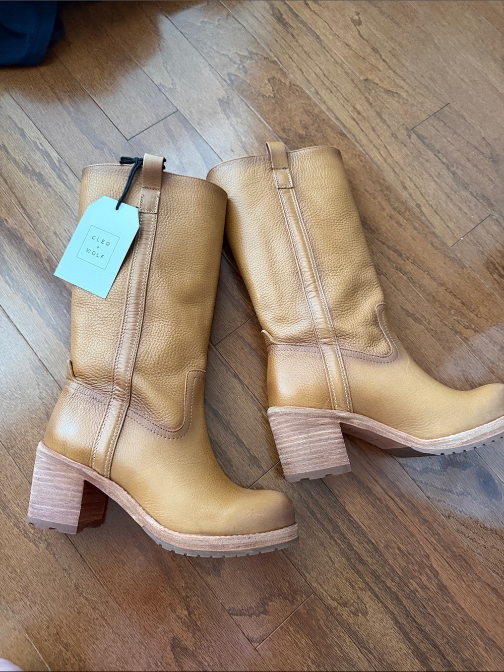NWT Cleo + Wolf Women's Scout Boots in Tall Fit, Tan Leatherr - Picture 5 of 6